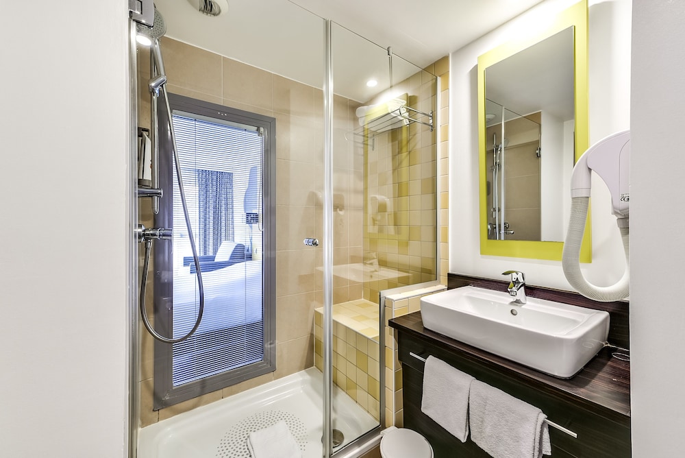 ibis Styles Nice Vieux Port — photo 6
