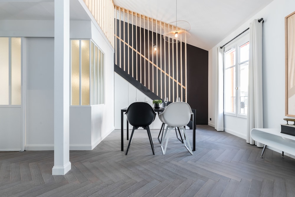 L'Abeille Boutique Apartments — photo 3