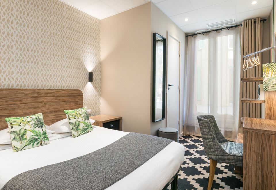 Hôtel Locarno Nice